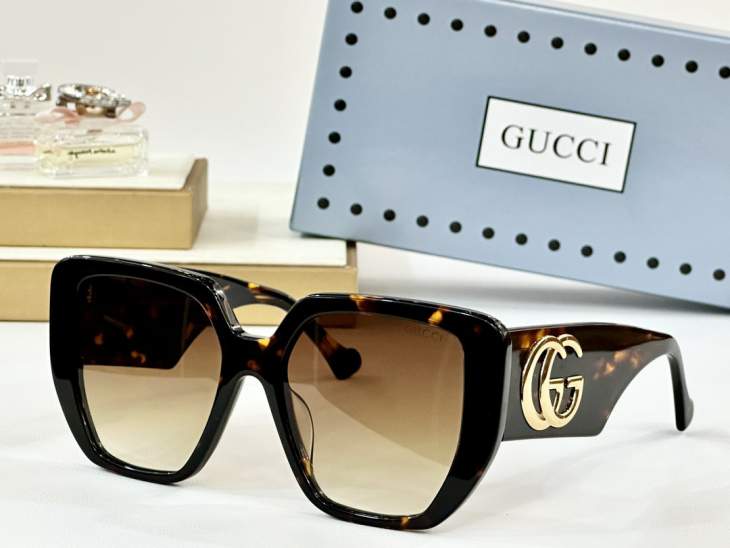 Picture of Gucci Sunglasses _SKUfw80879735fw